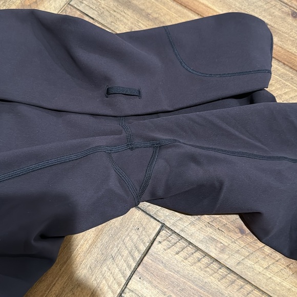 LULULEMON WUNDER UNDER SHORTS - Picture 3 of 4